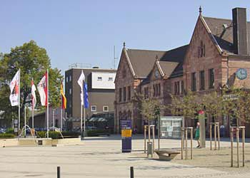 Der Bahnhofsvorplatz