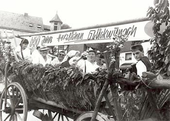 Historischer Festwagen