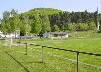 Der Fußballplatz